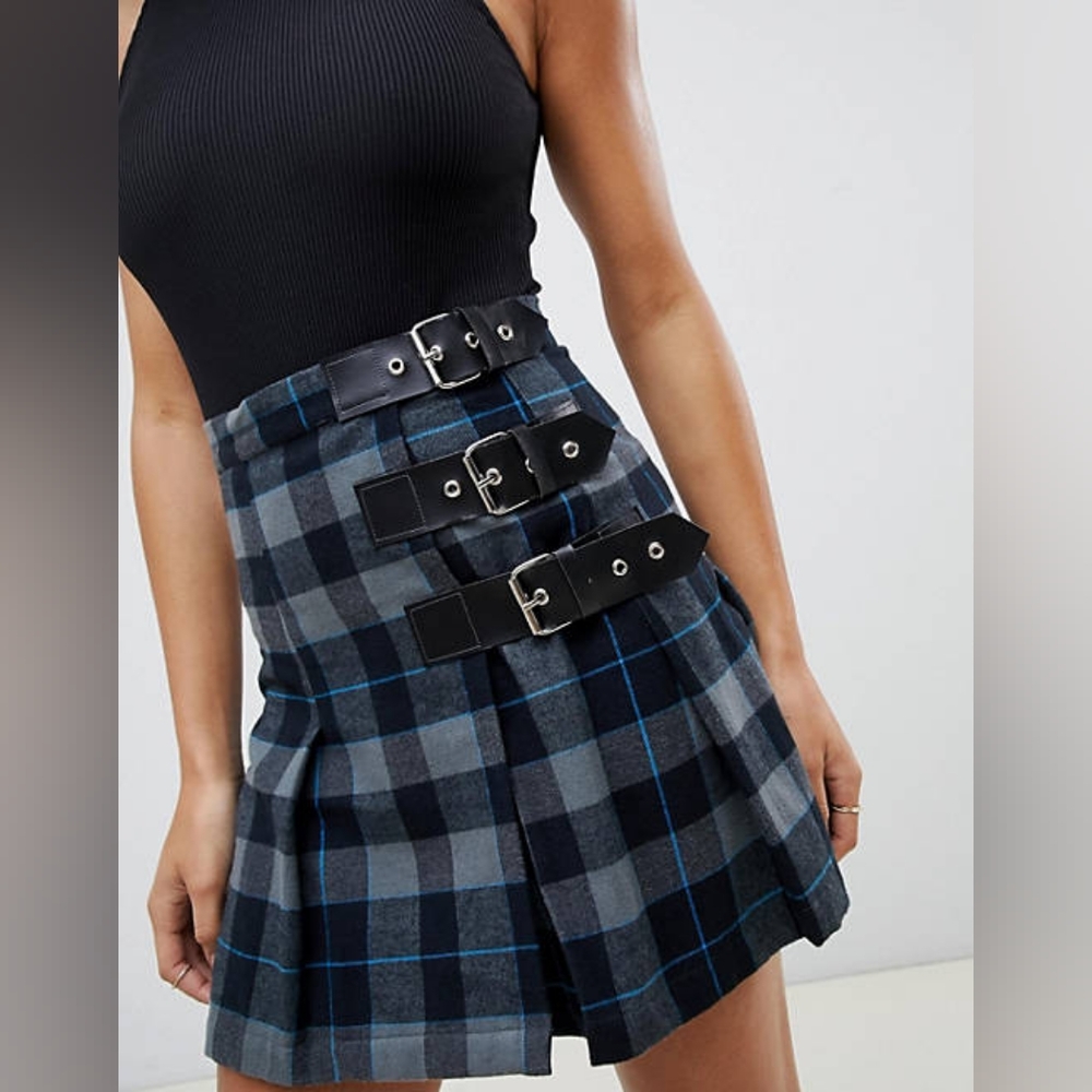 ASOS DESIGN check kilt mini skirt with PU Buckles US 6 - Brand New with Tags